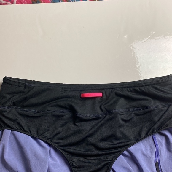 Saucomy Pinnacle Women Running Shorts Purple Black Blended Elastic Waist Medium - Picture 12 of 15